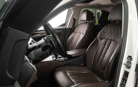 BMW 5 серия, 2018 год, 4 500 000 рублей, 10 фотография