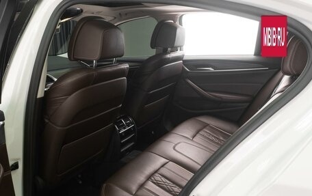 BMW 5 серия, 2018 год, 4 500 000 рублей, 11 фотография