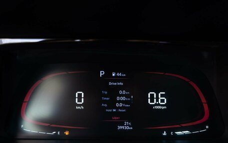 Hyundai Elantra, 2023 год, 2 150 000 рублей, 13 фотография