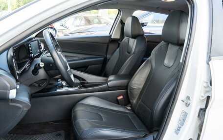 Hyundai Elantra, 2023 год, 2 150 000 рублей, 10 фотография