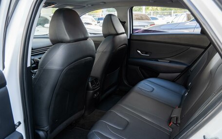 Hyundai Elantra, 2023 год, 2 150 000 рублей, 11 фотография