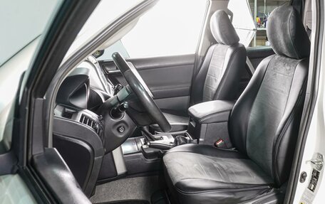 Toyota Land Cruiser Prado 150 рестайлинг 2, 2010 год, 2 399 000 рублей, 10 фотография