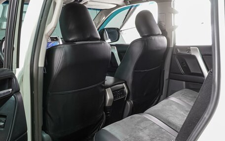 Toyota Land Cruiser Prado 150 рестайлинг 2, 2010 год, 2 399 000 рублей, 11 фотография