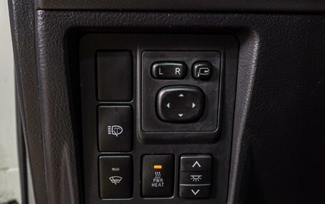 Toyota Land Cruiser Prado 150 рестайлинг 2, 2010 год, 2 399 000 рублей, 18 фотография
