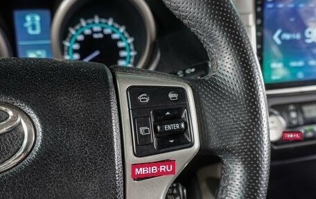 Toyota Land Cruiser Prado 150 рестайлинг 2, 2010 год, 2 399 000 рублей, 23 фотография