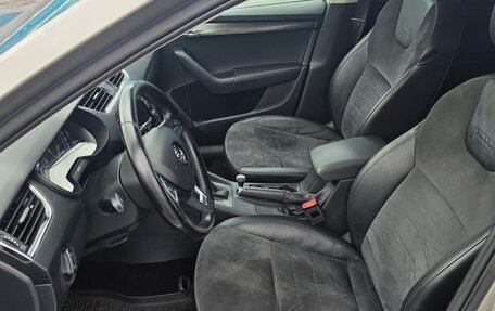 Skoda Octavia, 2017 год, 1 850 000 рублей, 8 фотография