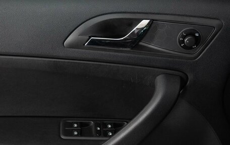 Skoda Yeti I рестайлинг, 2017 год, 1 488 000 рублей, 17 фотография