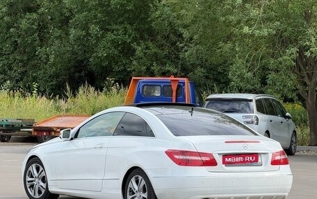 Mercedes-Benz E-Класс, 2012 год, 1 550 000 рублей, 4 фотография