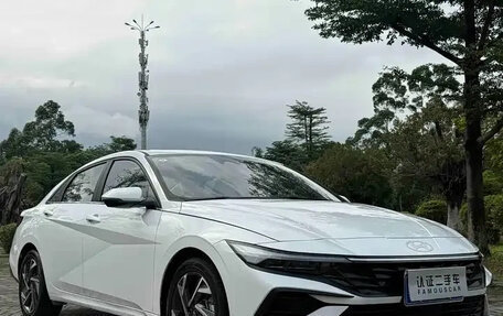 Hyundai Elantra, 2023 год, 1 750 000 рублей, 3 фотография