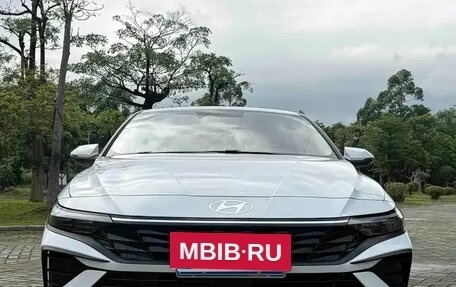 Hyundai Elantra, 2023 год, 1 750 000 рублей, 2 фотография
