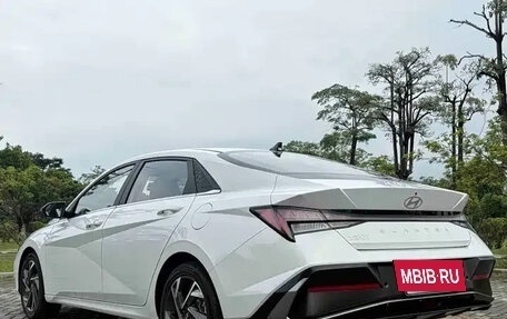 Hyundai Elantra, 2023 год, 1 750 000 рублей, 4 фотография