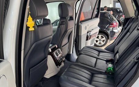 Land Rover Range Rover IV рестайлинг, 2015 год, 3 850 000 рублей, 8 фотография
