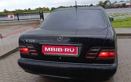 Mercedes-Benz E-Класс, 2001 год, 630 000 рублей, 4 фотография