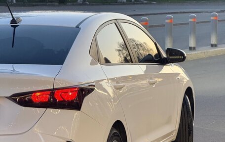 Hyundai Solaris II рестайлинг, 2022 год, 1 750 000 рублей, 8 фотография