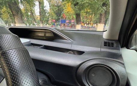 Toyota Aqua I, 2012 год, 750 000 рублей, 9 фотография