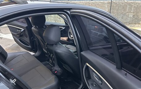 BMW 3 серия, 2017 год, 2 200 000 рублей, 19 фотография