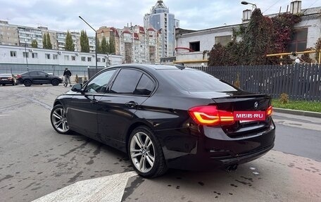 BMW 3 серия, 2017 год, 2 200 000 рублей, 13 фотография