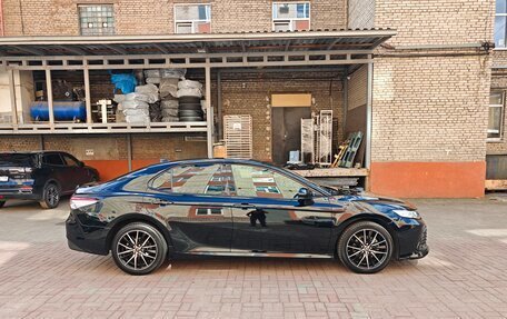 Toyota Camry, 2022 год, 4 200 000 рублей, 3 фотография