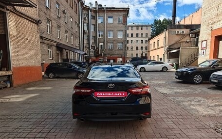 Toyota Camry, 2022 год, 4 200 000 рублей, 5 фотография