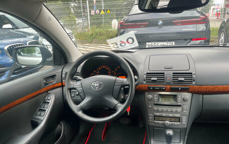 Toyota Avensis III рестайлинг, 2006 год, 729 000 рублей, 8 фотография