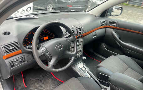 Toyota Avensis III рестайлинг, 2006 год, 729 000 рублей, 7 фотография