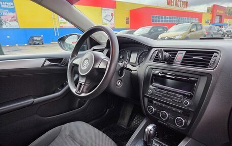 Volkswagen Jetta VI, 2012 год, 835 000 рублей, 15 фотография