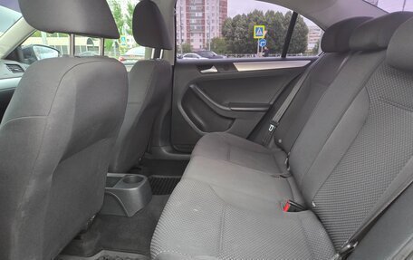 Volkswagen Jetta VI, 2012 год, 835 000 рублей, 17 фотография