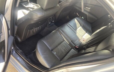 BMW 5 серия, 2006 год, 1 050 000 рублей, 9 фотография