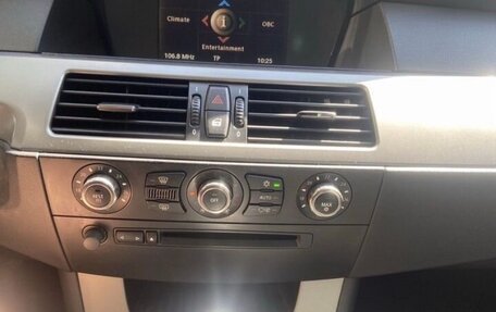 BMW 5 серия, 2006 год, 1 050 000 рублей, 12 фотография