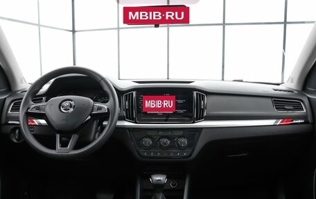 Skoda Kamiq I, 2020 год, 2 219 000 рублей, 8 фотография