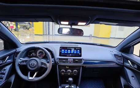Mazda CX-4, 2023 год, 1 800 000 рублей, 4 фотография