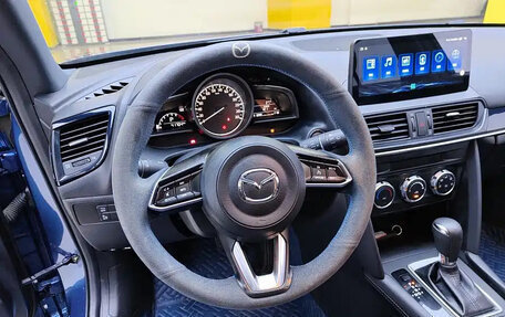 Mazda CX-4, 2023 год, 1 800 000 рублей, 3 фотография
