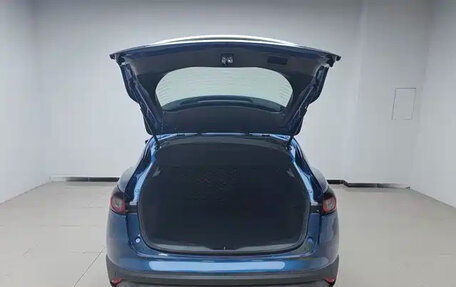 Mazda CX-4, 2023 год, 1 800 000 рублей, 9 фотография