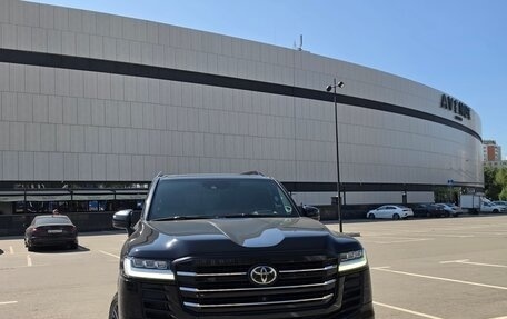 Toyota Land Cruiser, 2022 год, 10 800 000 рублей, 1 фотография