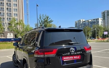 Toyota Land Cruiser, 2022 год, 10 800 000 рублей, 6 фотография