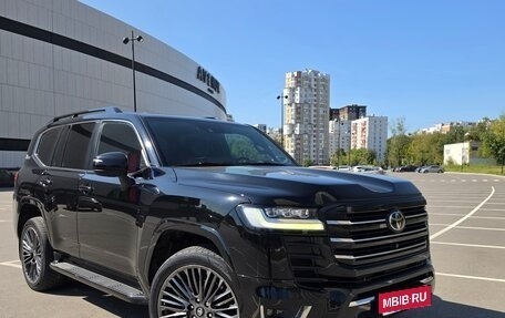 Toyota Land Cruiser, 2022 год, 10 800 000 рублей, 3 фотография