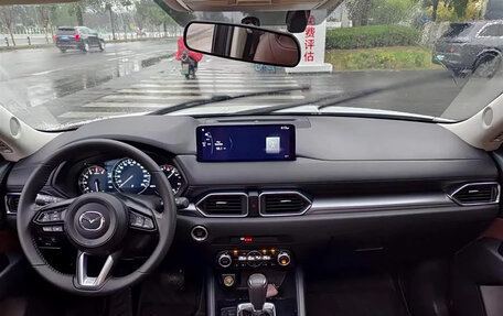 Mazda CX-5 II, 2023 год, 2 000 000 рублей, 6 фотография