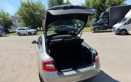 Skoda Octavia, 2018 год, 1 650 000 рублей, 14 фотография