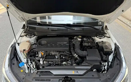 Hyundai Elantra, 2022 год, 1 510 004 рублей, 21 фотография
