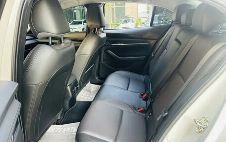 Mazda 3, 2025 год, 1 800 000 рублей, 19 фотография