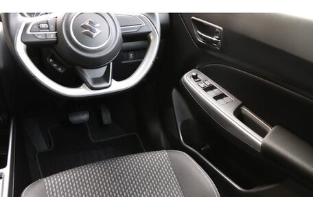 Suzuki Swift V, 2017 год, 940 017 рублей, 12 фотография