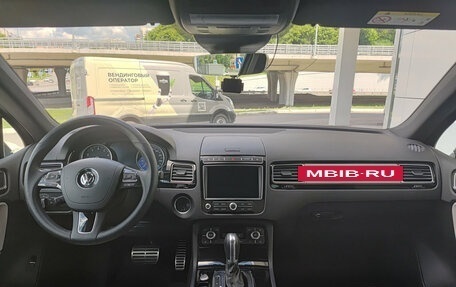 Volkswagen Touareg III, 2017 год, 2 650 000 рублей, 14 фотография