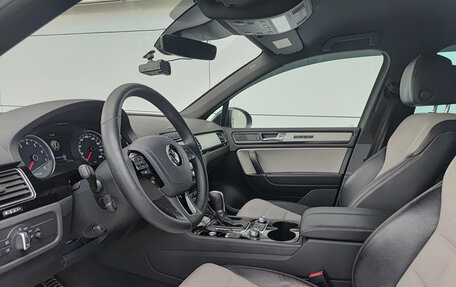 Volkswagen Touareg III, 2017 год, 2 650 000 рублей, 16 фотография