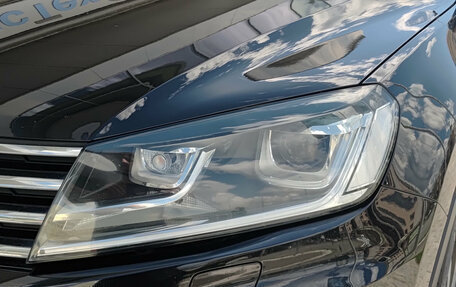 Volkswagen Touareg III, 2017 год, 2 650 000 рублей, 17 фотография