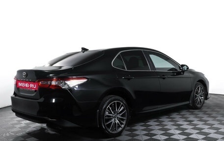 Toyota Camry, 2021 год, 2 099 000 рублей, 5 фотография