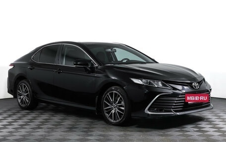 Toyota Camry, 2021 год, 2 099 000 рублей, 3 фотография