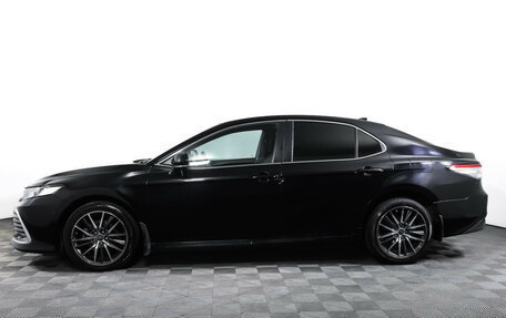 Toyota Camry, 2021 год, 2 099 000 рублей, 8 фотография