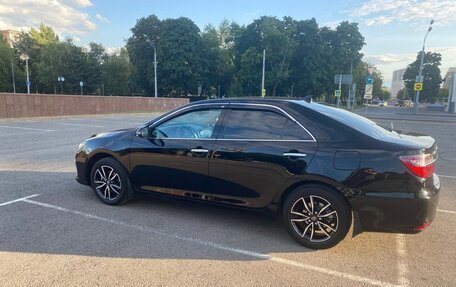 Toyota Camry, 2017 год, 1 750 000 рублей, 4 фотография