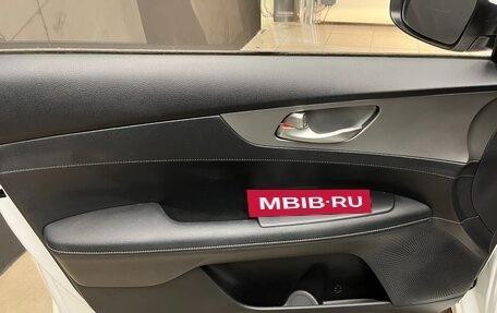 KIA K3, 2020 год, 1 800 000 рублей, 6 фотография