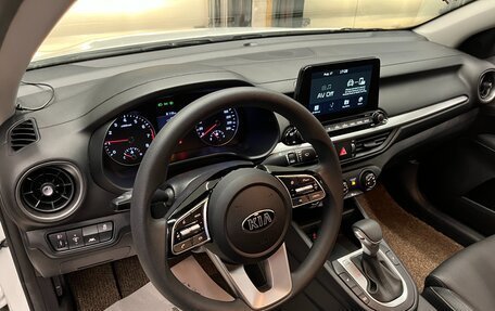 KIA K3, 2020 год, 1 800 000 рублей, 8 фотография